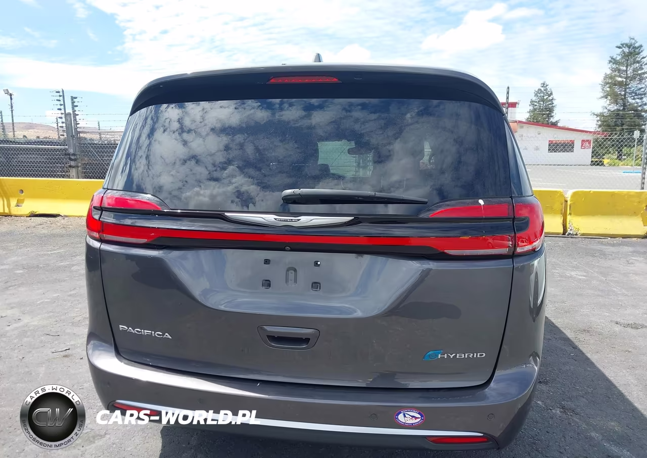 2022 Chrysler Pacifica Hybrid Pinnacle VIN:2C4RC1N71NR220397 - 16