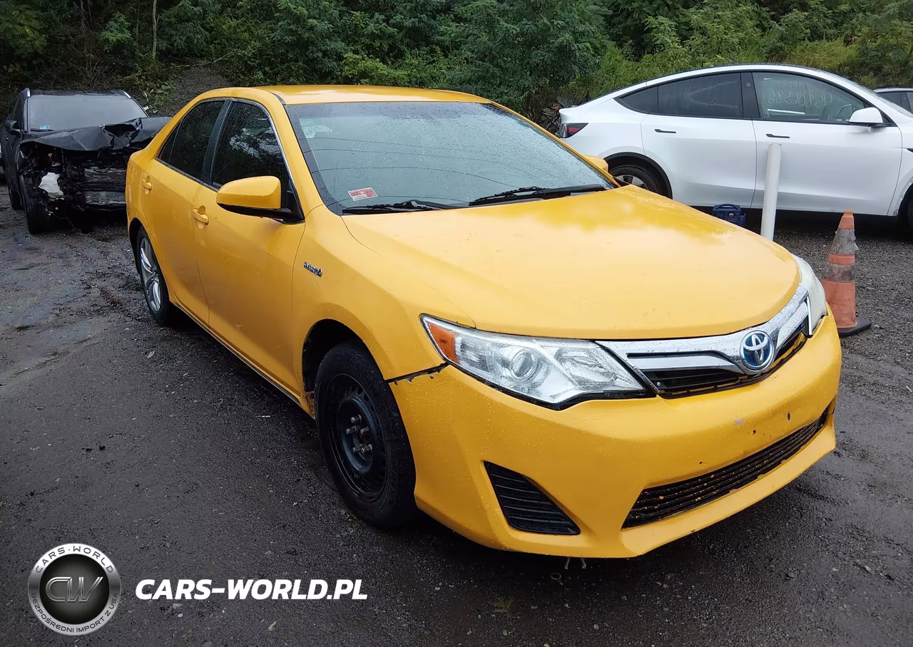 2013 Toyota Camry Hybrid Le VIN:4T1BD1FK2DU079676 - 1