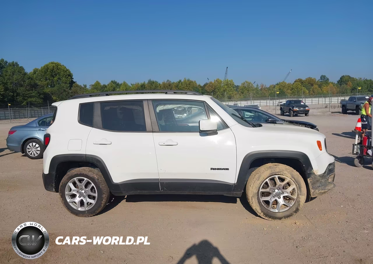 2017 Jeep Renegade Latitude 4X4 VIN:ZACCJBBBXHPF25710 - 13