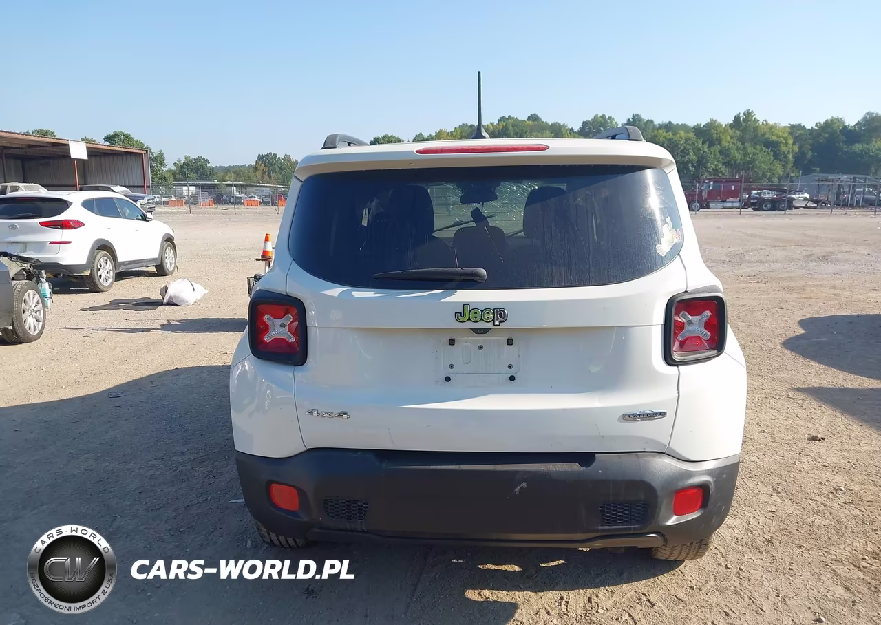 2017 Jeep Renegade Latitude 4X4 VIN:ZACCJBBBXHPF25710 - 16