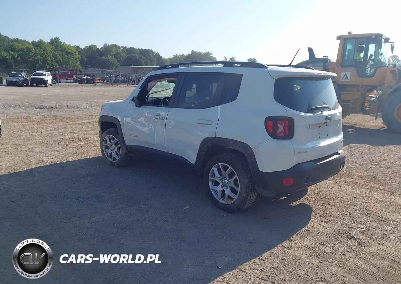 2017 Jeep Renegade Latitude 4X4 VIN:ZACCJBBBXHPF25710 - 3