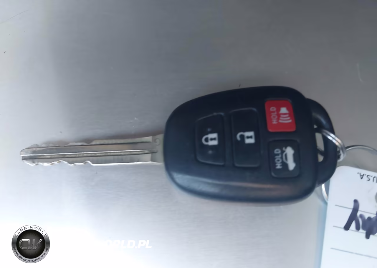 2012 Toyota Camry Le VIN:4T1BF1FK8CU025694 - 11