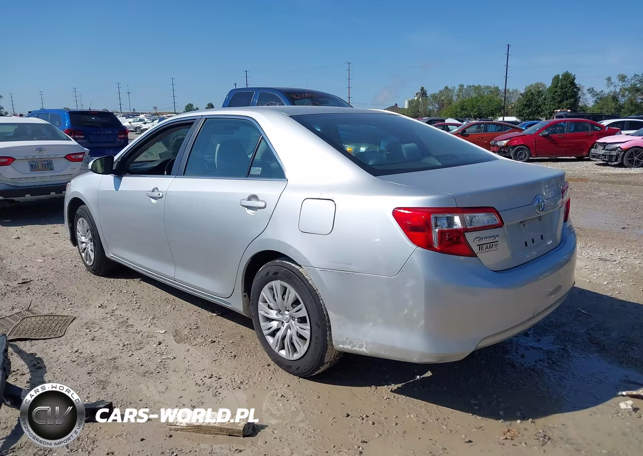 2012 Toyota Camry Le VIN:4T1BF1FK8CU025694 - 3