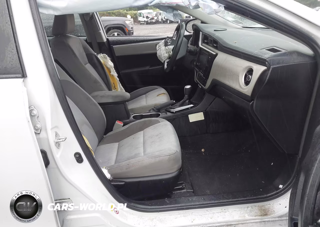 2017 Toyota Corolla Le VIN:5YFBURHE2HP620058 - 5
