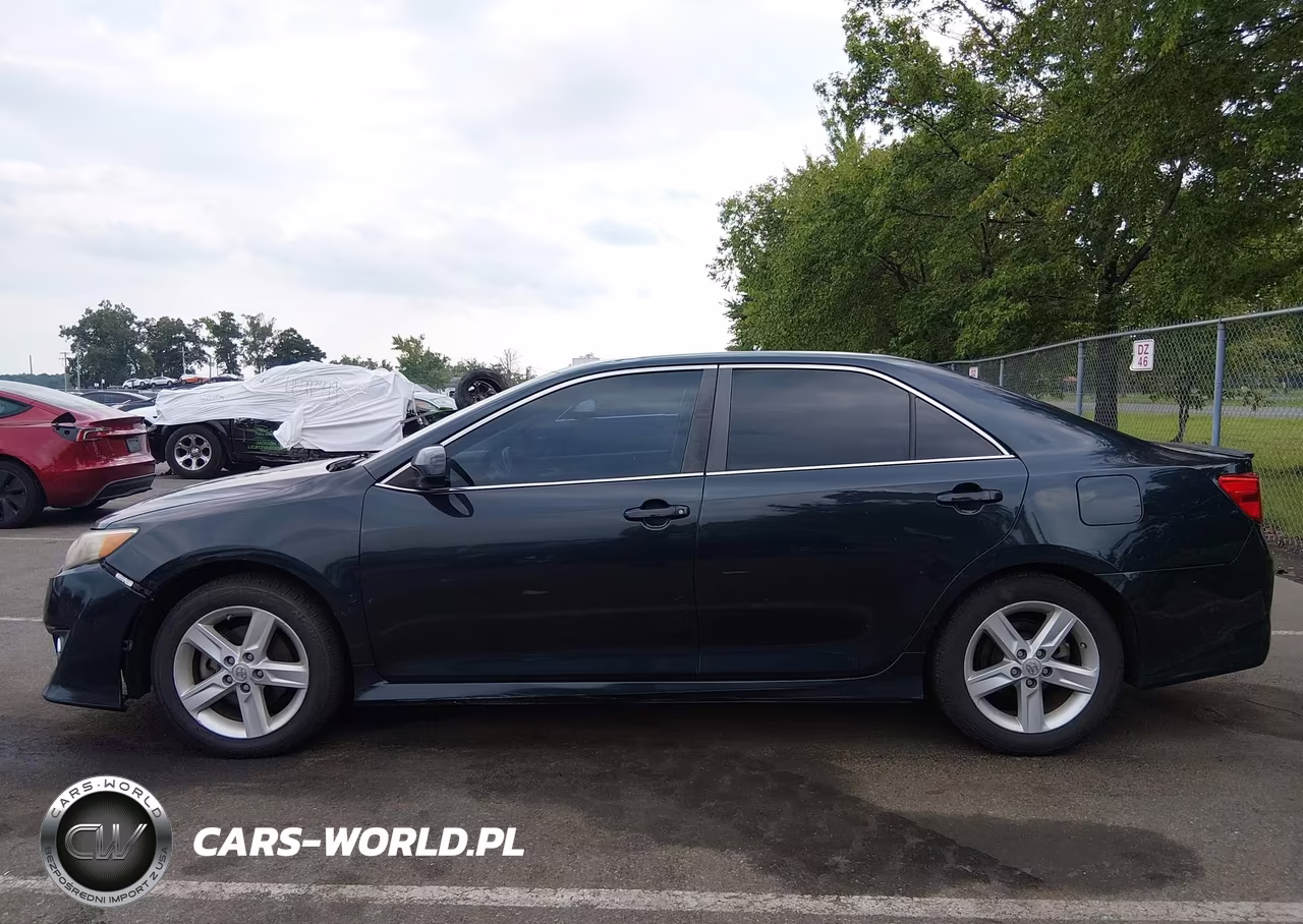 2014 Toyota Camry Se VIN:4T1BF1FK0EU404966 - 14