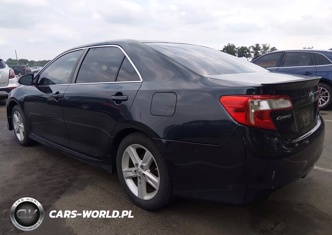2014 Toyota Camry Se VIN:4T1BF1FK0EU404966 - 3