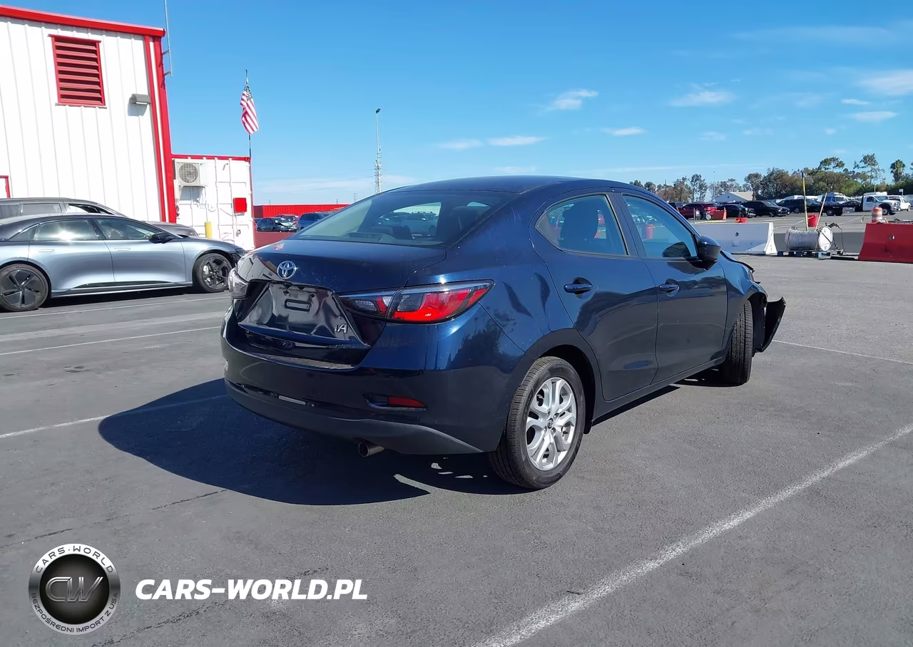 2018 Toyota Yaris Ia VIN:3MYDLBYV1JY310123 - 4