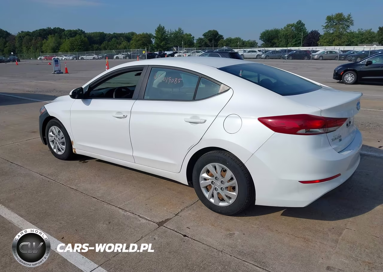 2018 Hyundai Elantra Se VIN:5NPD74LF3JH354099 - 3