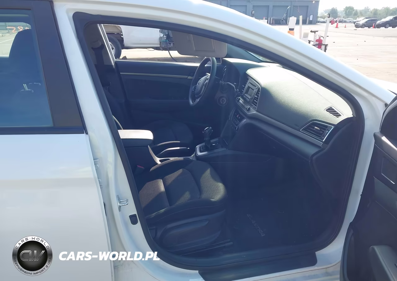 2018 Hyundai Elantra Se VIN:5NPD74LF3JH354099 - 5