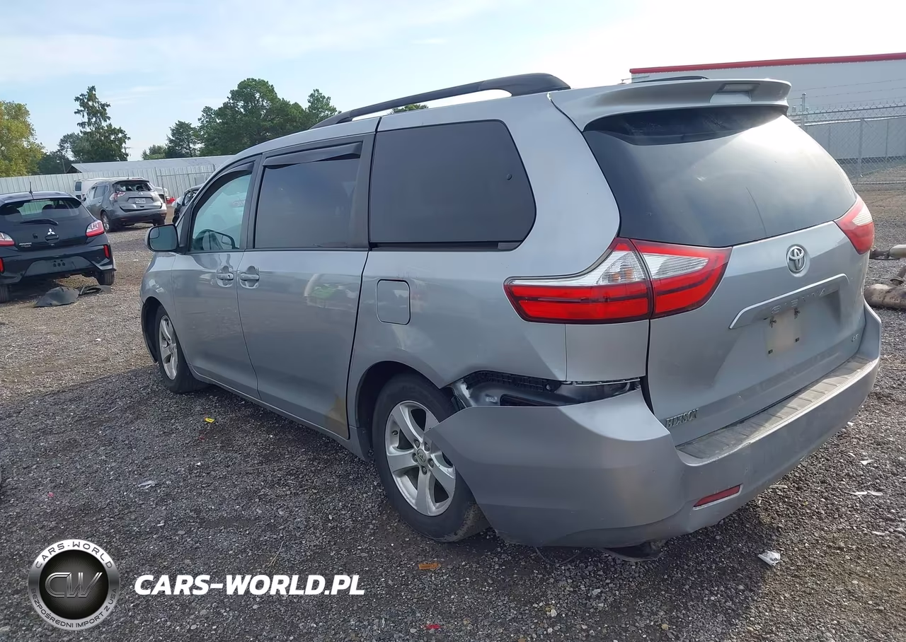 2016 Toyota Sienna Le 8 Passenger VIN:5TDKK3DC5GS707210 - 3