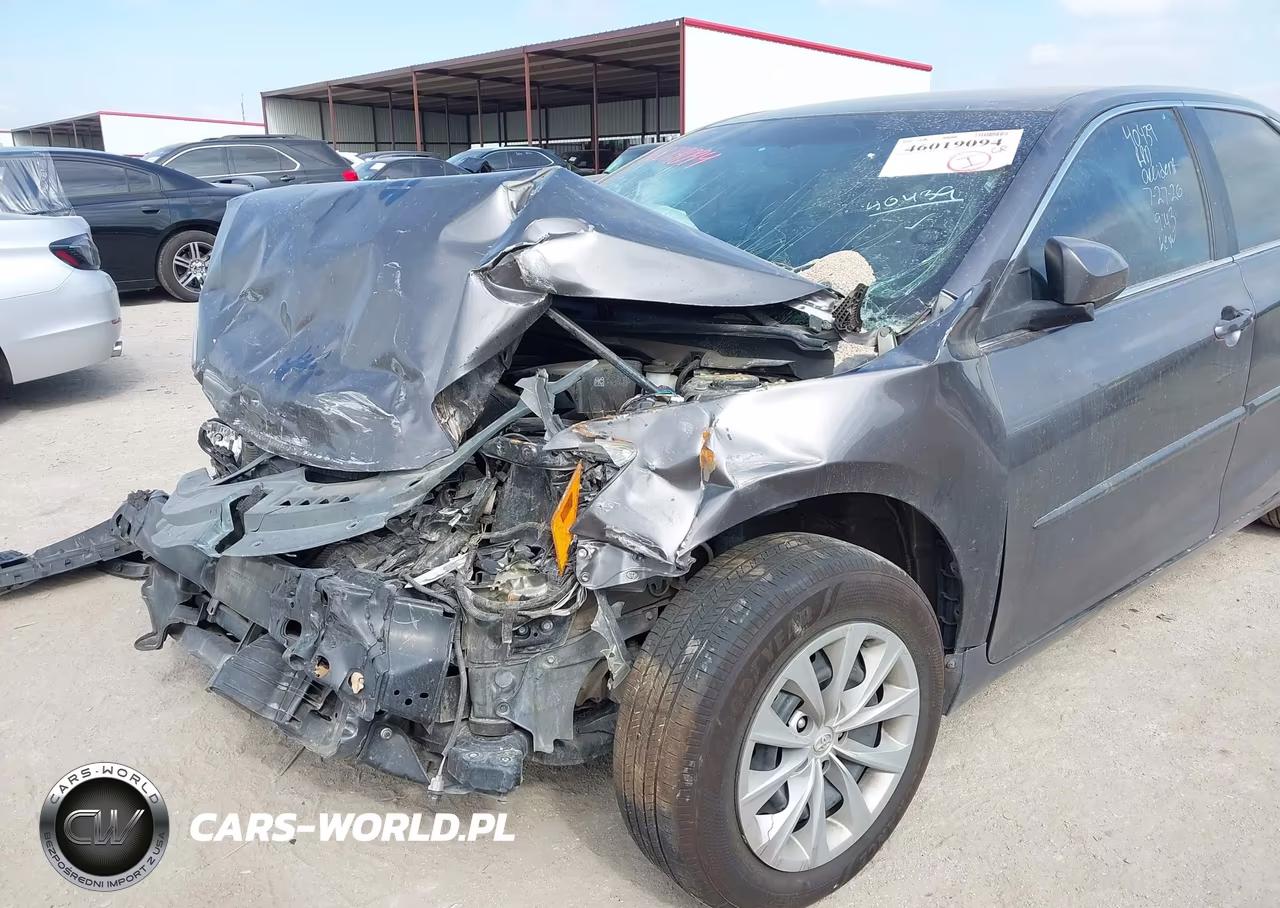 2016 Toyota Camry Le VIN:4T4BF1FK7GR556302 - 6