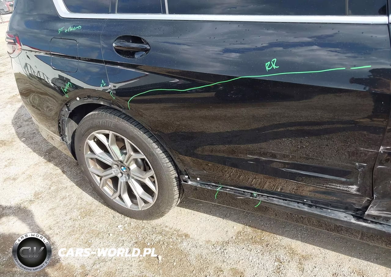 2025 BMW X7 xDrive40I VIN:5UX23EM00S9Y58427 - 18