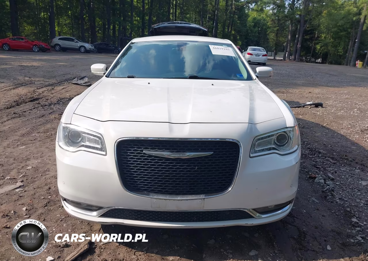 2015 Chrysler 300 Limited VIN:2C3CCAAG7FH760621 - 6
