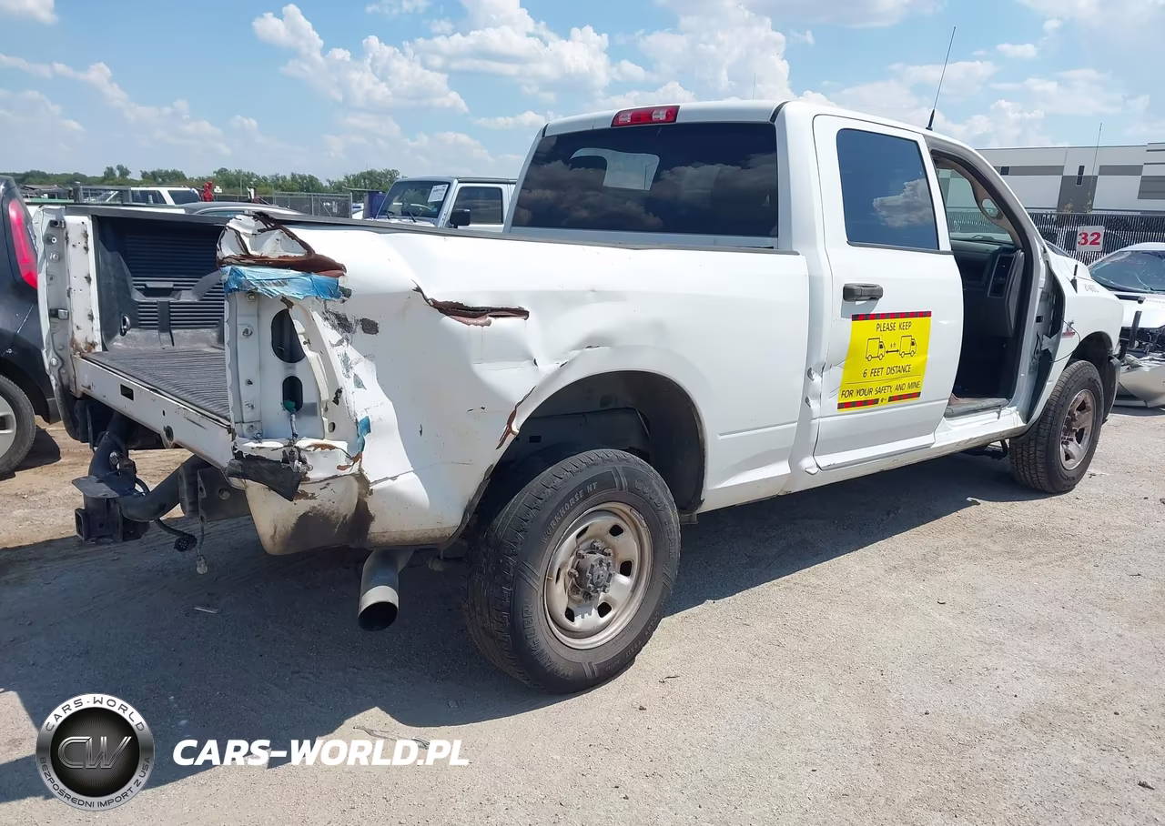 2014 Ram 2500 Tradesman VIN:3C6UR4CL3EG133673 - 4