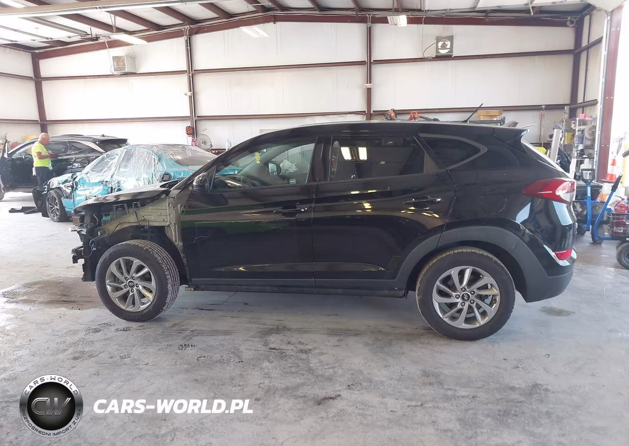 2018 Hyundai Tucson Se VIN:KM8J23A40JU698469 - 14