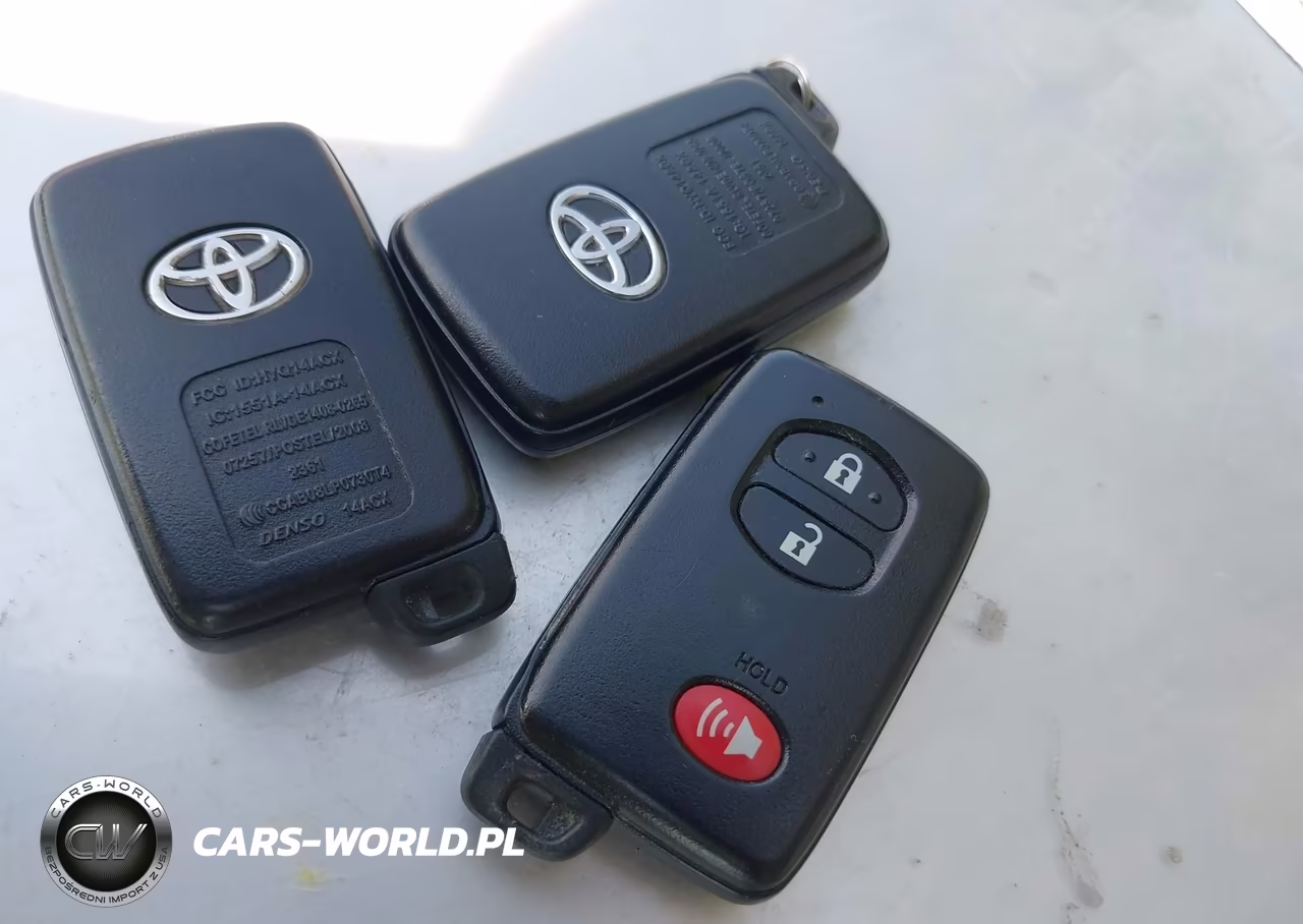 2012 Toyota Prius Two VIN:JTDKN3DU9C1580081 - 11