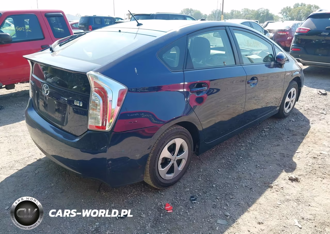 2012 Toyota Prius Two VIN:JTDKN3DU9C1580081 - 4