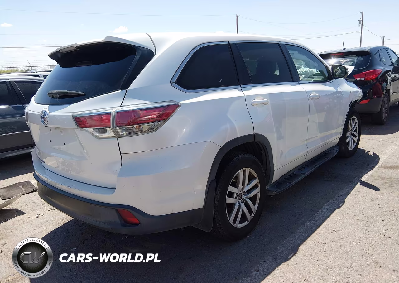 2016 Toyota Highlander Le V6 VIN:5TDZKRFH0GS167405 - 4