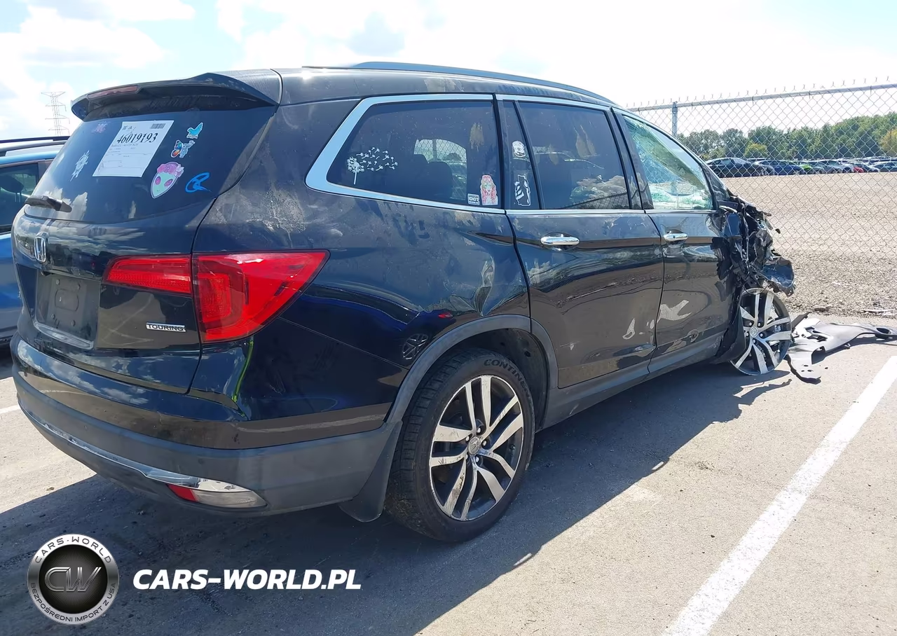 2016 Honda Pilot Touring VIN:5FNYF5H94GB053460 - 4