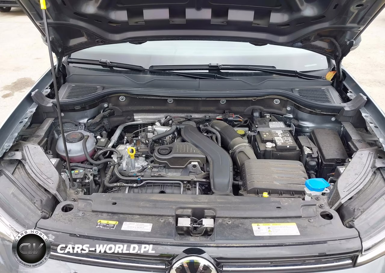 2025 Volkswagen Taos 1.5T S VIN:3VV8C7B20SM008893 - 10