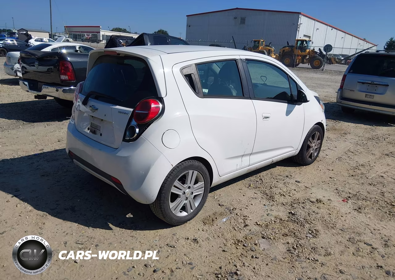 2013 Chevrolet Spark Ls Auto VIN:KL8CB6S93DC547475 - 4