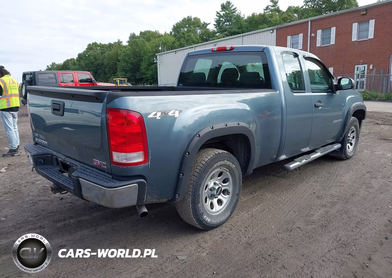 2008 GMC Sierra 1500 Work Truck VIN:2GTEK190181328018 - 4