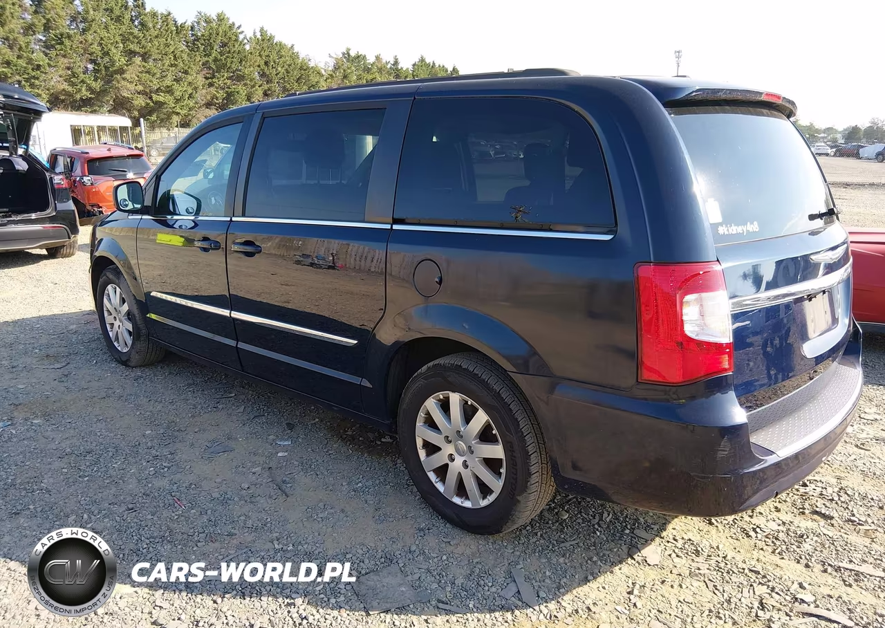 2014 Chrysler Town & Country Touring VIN:2C4RC1BGXER377284 - 3