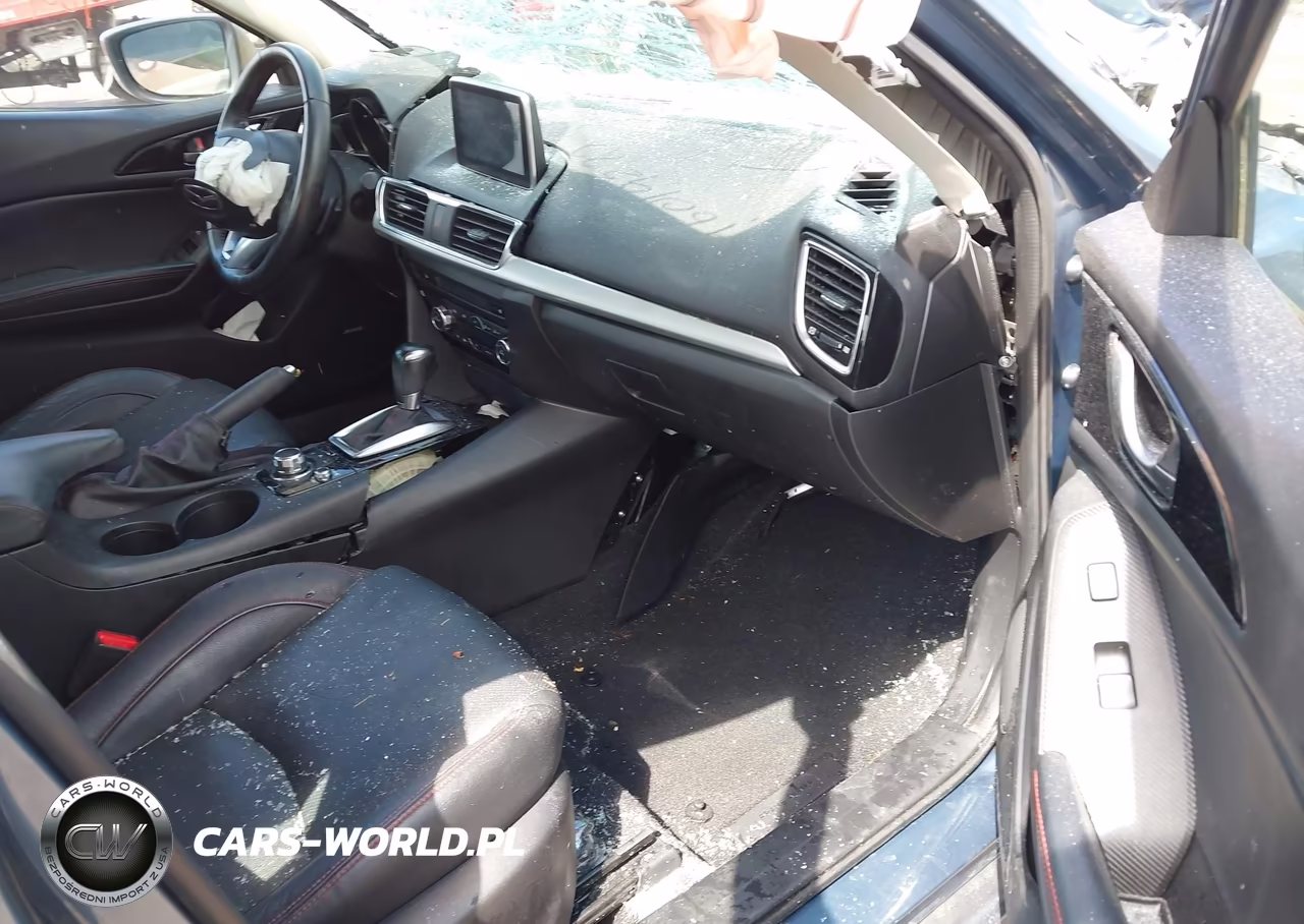 2014 Mazda Mazda3 S Grand Touring VIN:JM1BM1W37E1112106 - 5