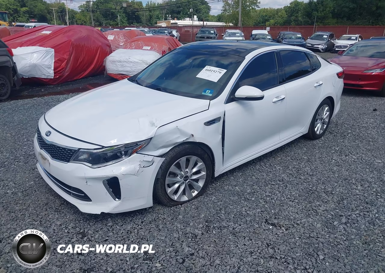 2018 Kia Optima S VIN:5XXGT4L36JG241709 - 2