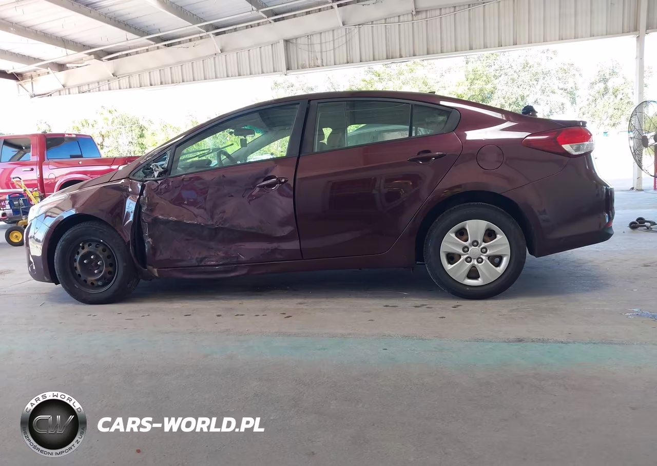 2018 Kia Forte Lx VIN:3KPFK4A78JE182692 - 14