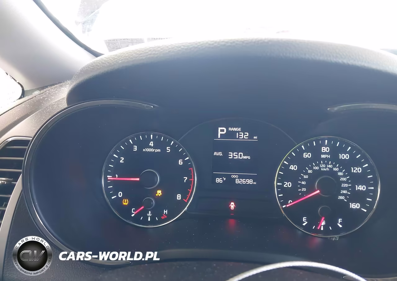 2018 Kia Forte Lx VIN:3KPFK4A78JE182692 - 7