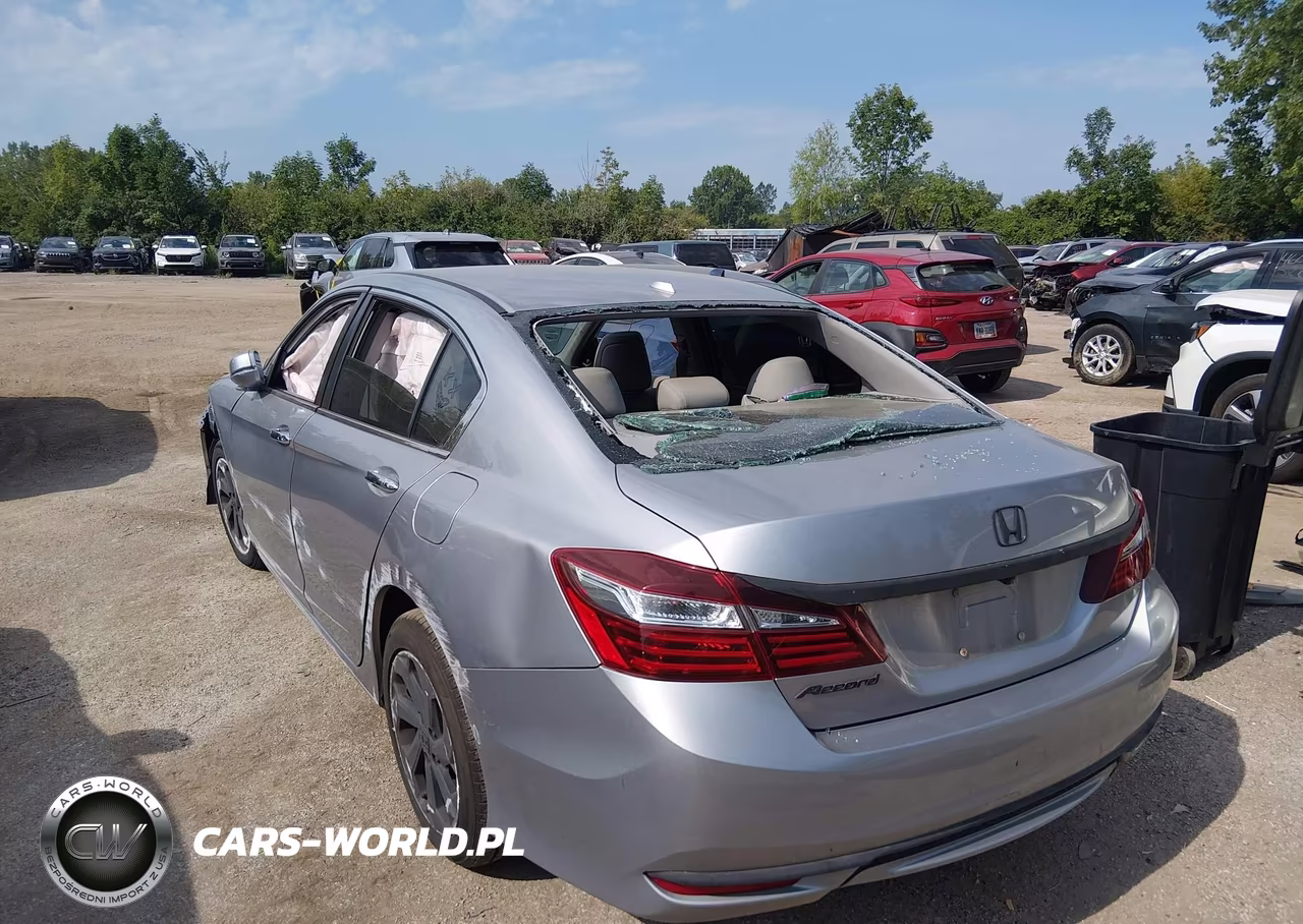 2017 Honda Accord Ex-L VIN:1HGCR2F80HA031834 - 3