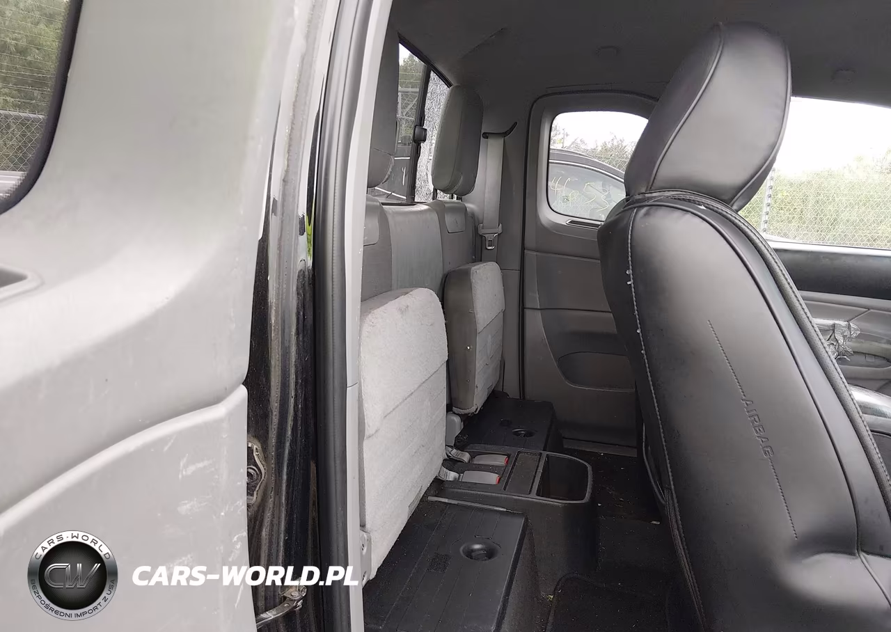 2012 Toyota Tacoma VIN:5TFTX4CN8CX020161 - 8