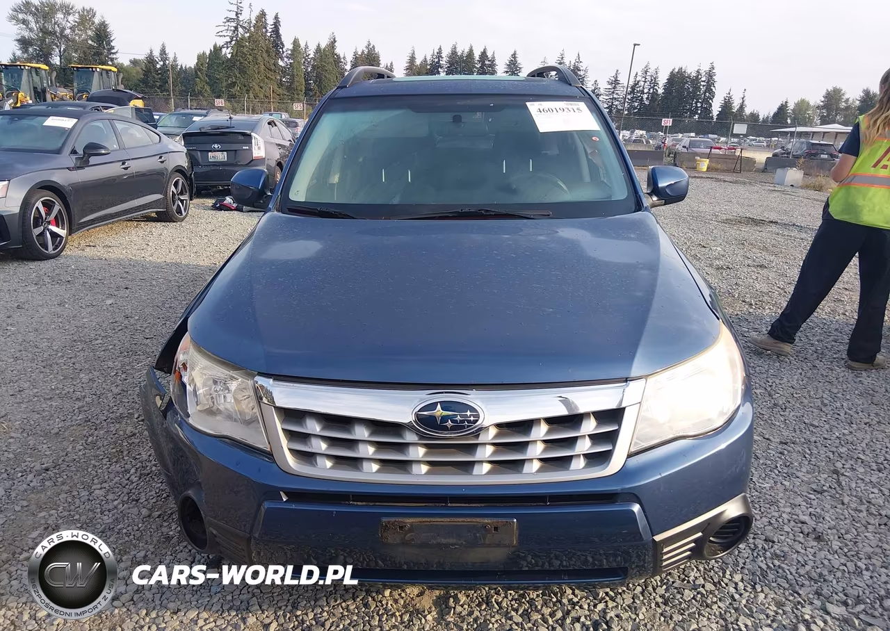 2011 Subaru Forester 2.5X Premium VIN:JF2SHADC2BH704394 - 12