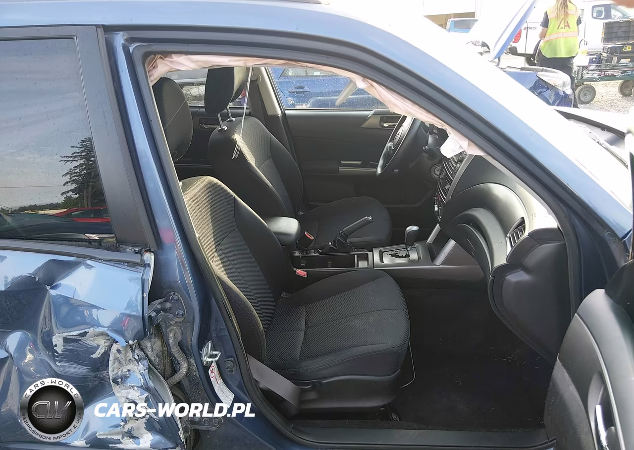 2011 Subaru Forester 2.5X Premium VIN:JF2SHADC2BH704394 - 17