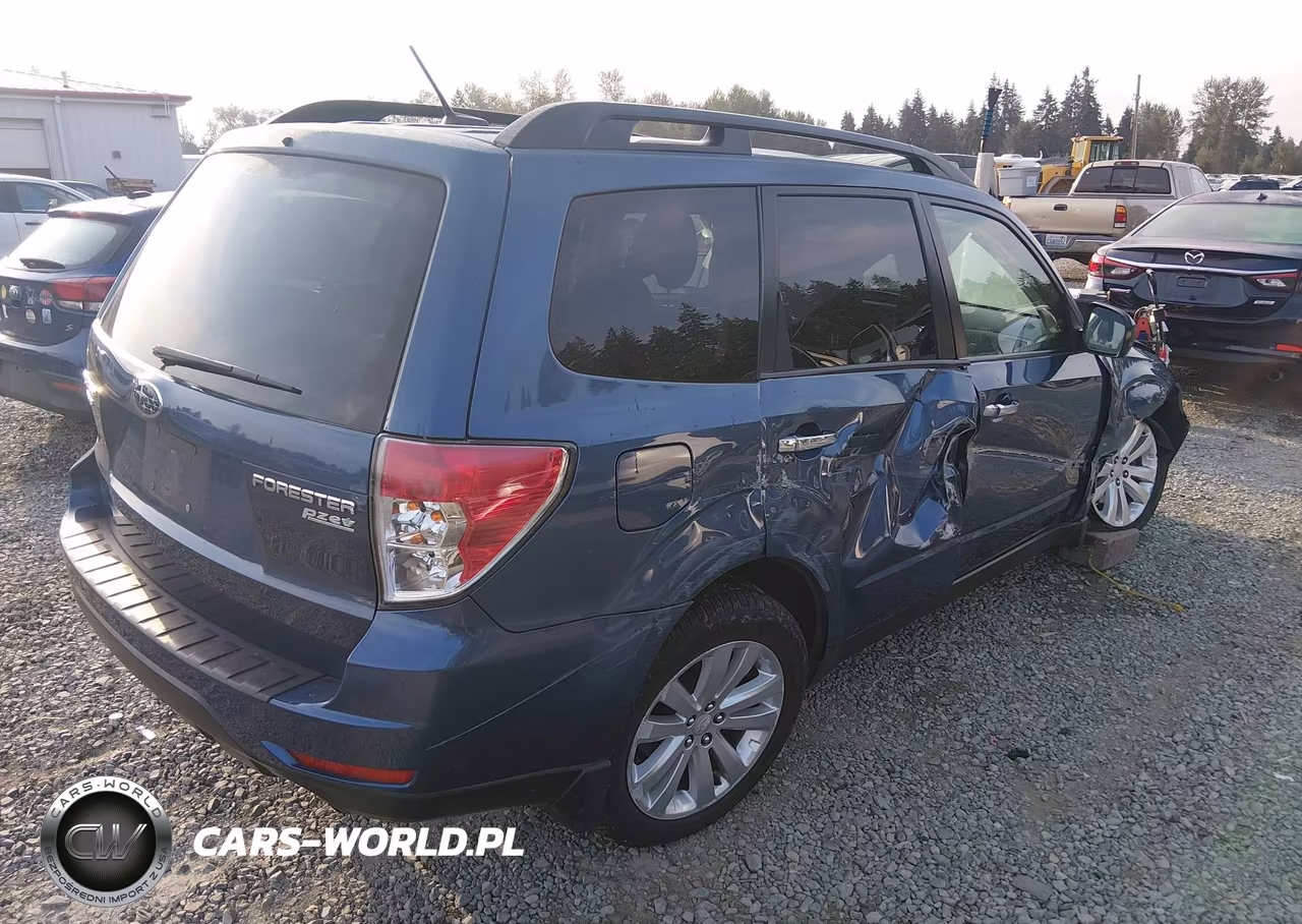 2011 Subaru Forester 2.5X Premium VIN:JF2SHADC2BH704394 - 4