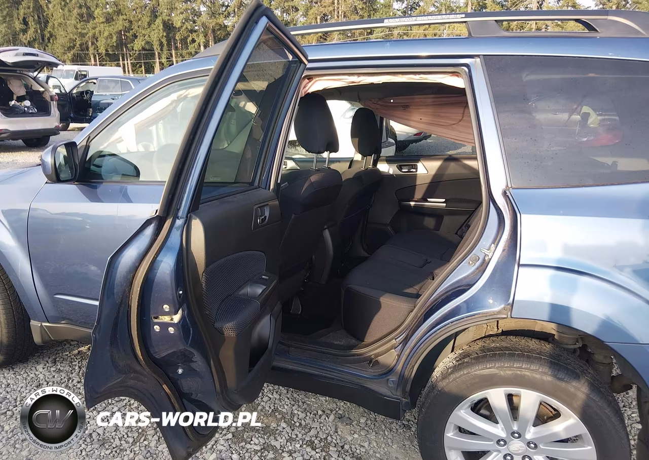 2011 Subaru Forester 2.5X Premium VIN:JF2SHADC2BH704394 - 8