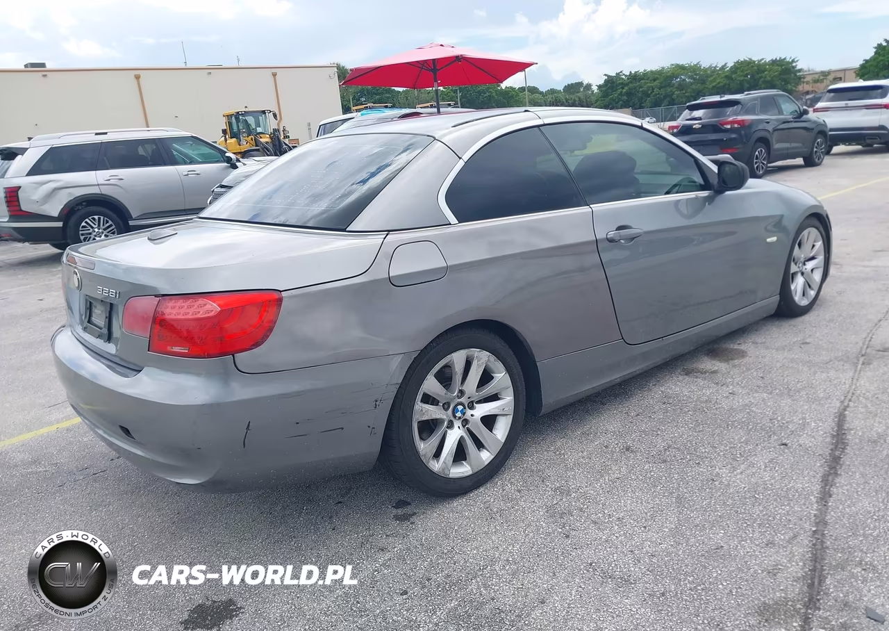 BMW 328I VIN:WBADW7C59BE727625 - 4