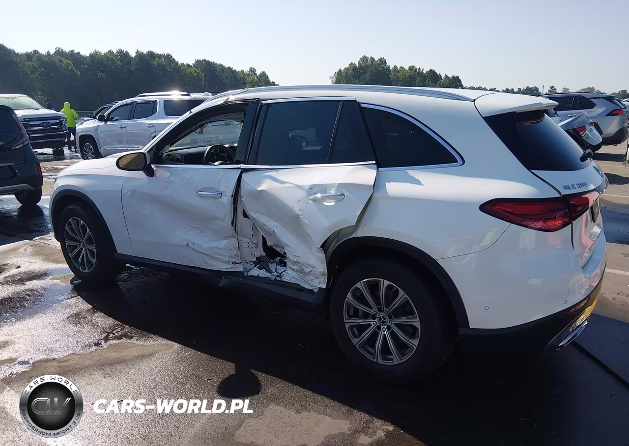 2023 Mercedes-Benz Glc 300 Suv VIN:W1NKM4GB1PF051213 - 3