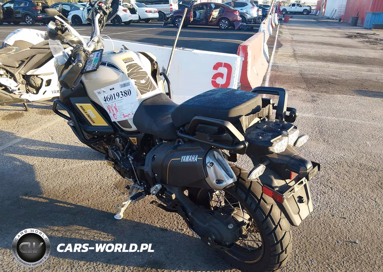 2017 Yamaha Xt1200Zc VIN:JYADP06Y7HA000377 - 3