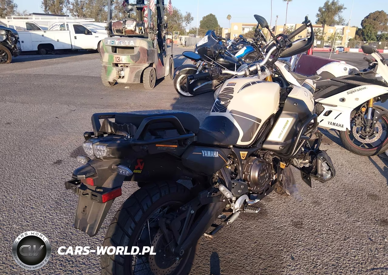 2017 Yamaha Xt1200Zc VIN:JYADP06Y7HA000377 - 4