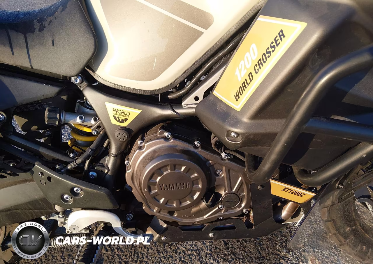 2017 Yamaha Xt1200Zc VIN:JYADP06Y7HA000377 - 8