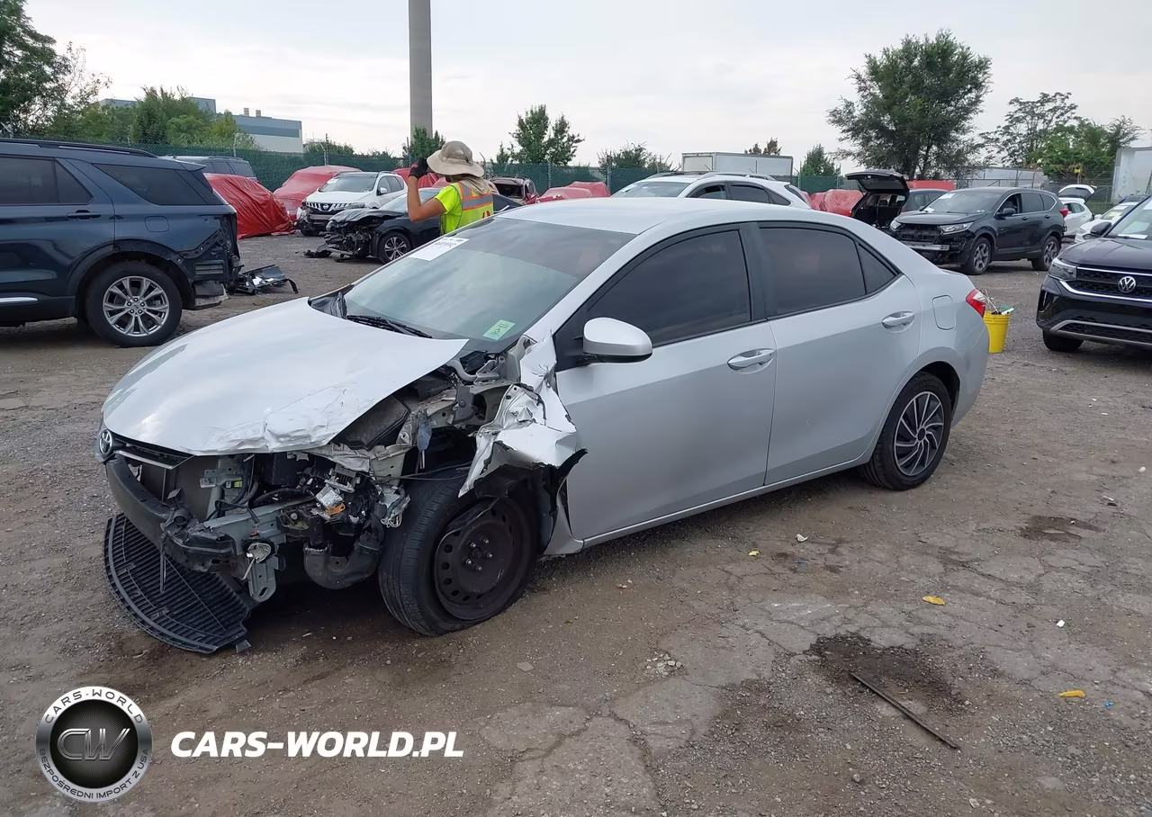 2015 Toyota Corolla Le VIN:2T1BURHE4FC276570 - 2