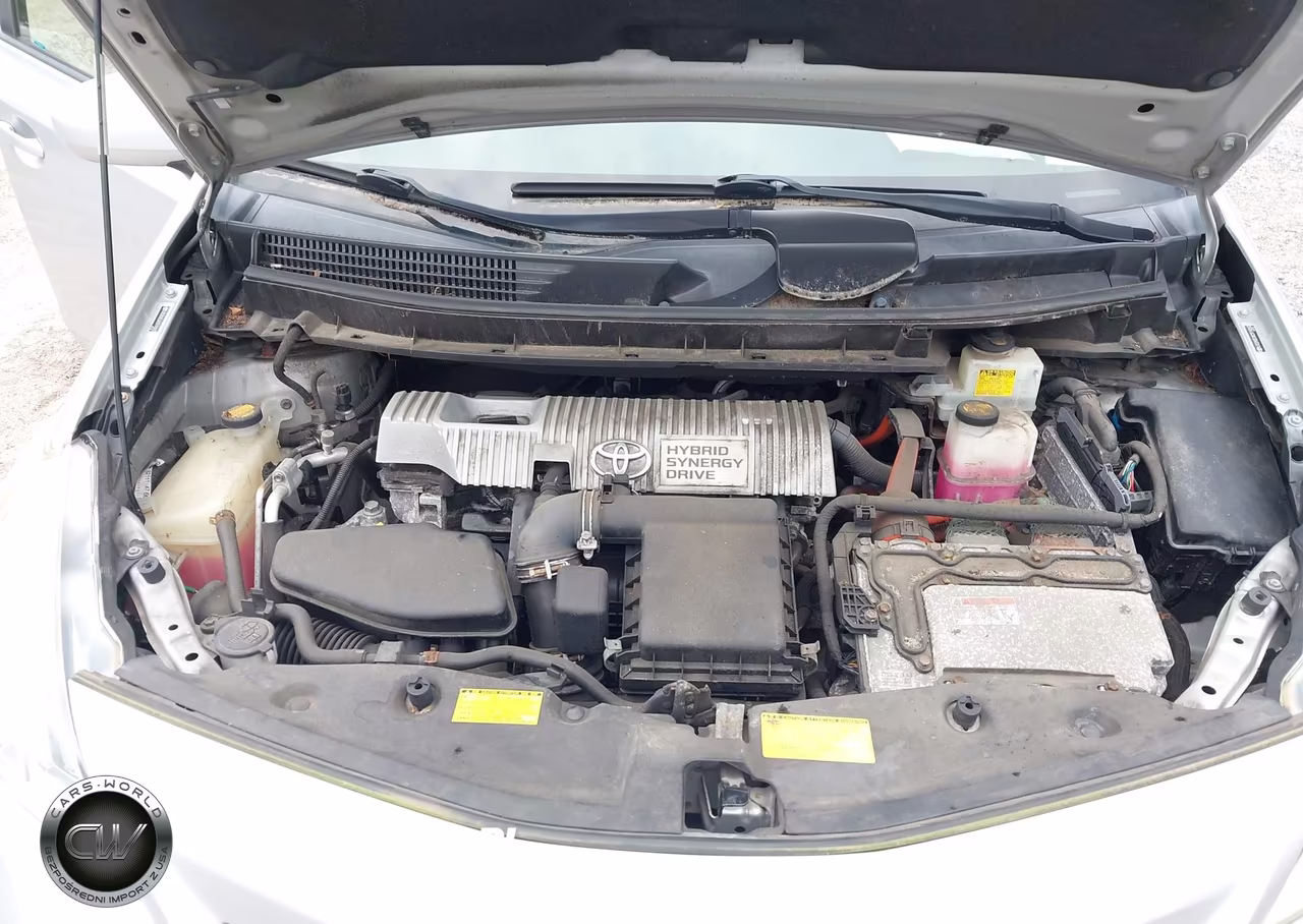 2012 Toyota Prius V Three VIN:JTDZN3EUXC3119263 - 10