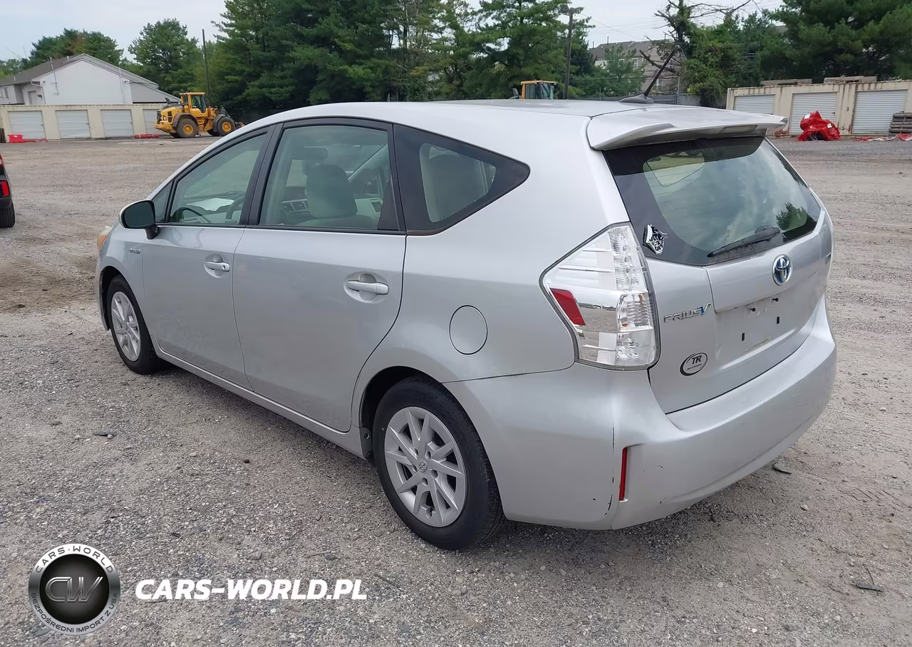 2012 Toyota Prius V Three VIN:JTDZN3EUXC3119263 - 3