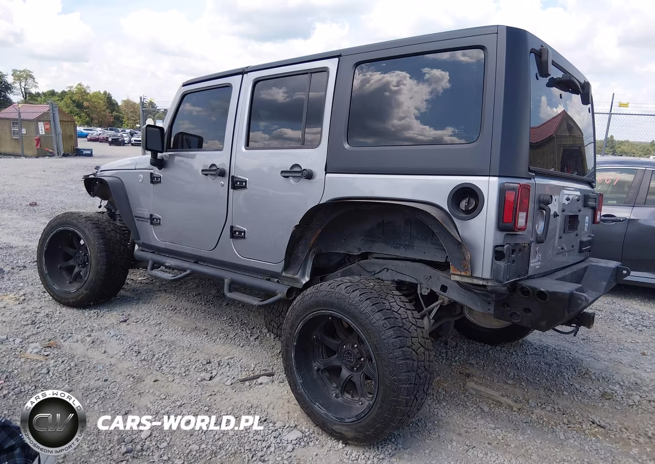 2017 Jeep Wrangler Unlimited Sport 4X4 VIN:1C4BJWDG4HL511687 - 3