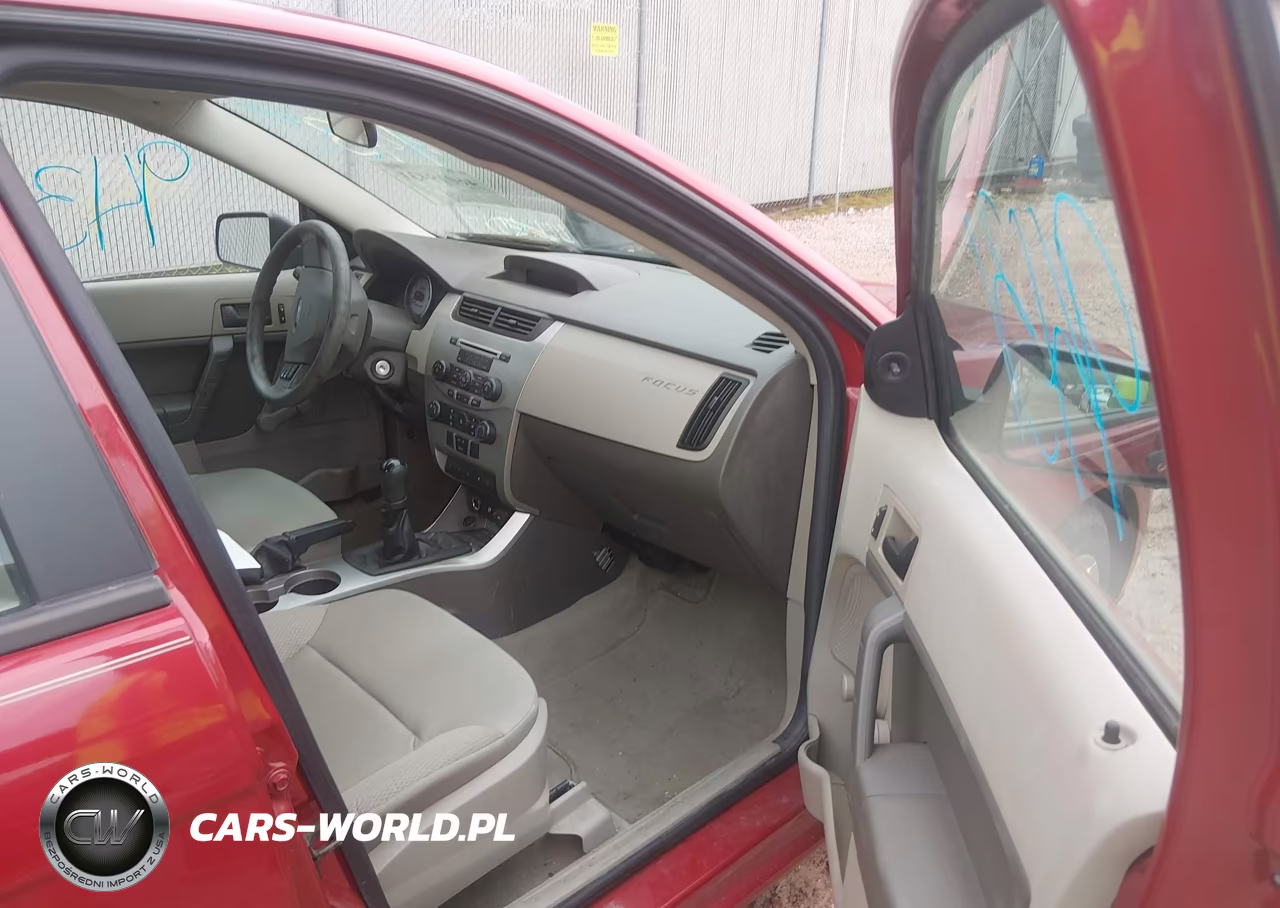 2011 Ford Focus S VIN:1FAHP3EN0BW175844 - 5