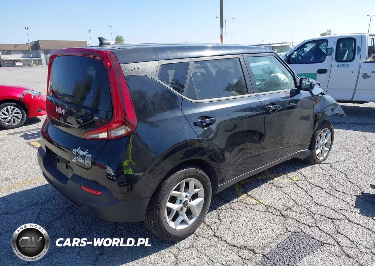2022 Kia Soul Lx VIN:KNDJ23AU1N7175132 - 4