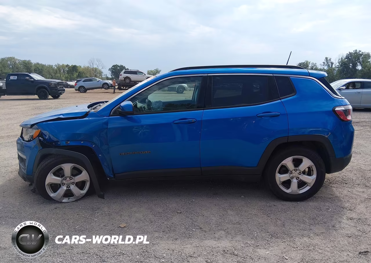 2019 Jeep Compass Latitude 4X4 VIN:3C4NJDBB2KT656120 - 14