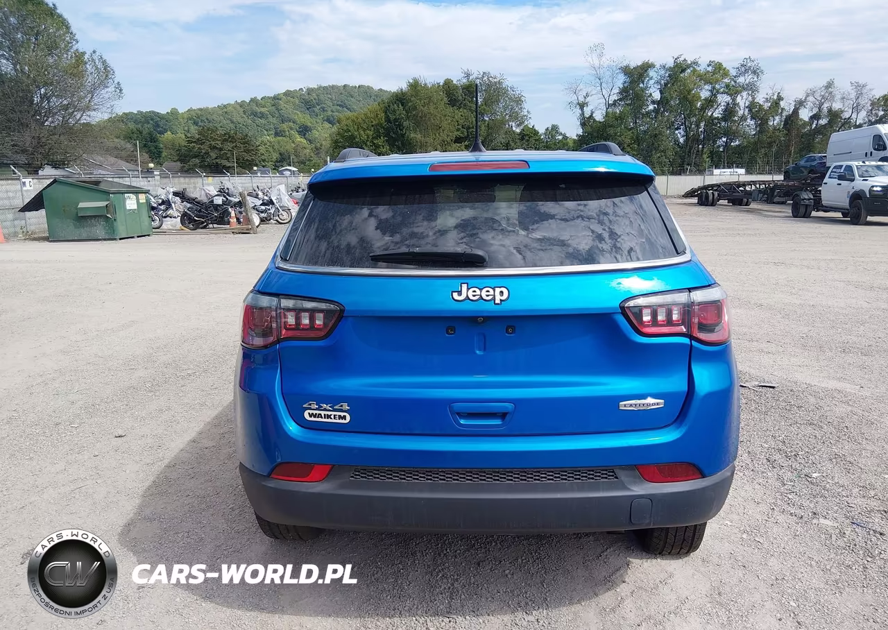 2019 Jeep Compass Latitude 4X4 VIN:3C4NJDBB2KT656120 - 16